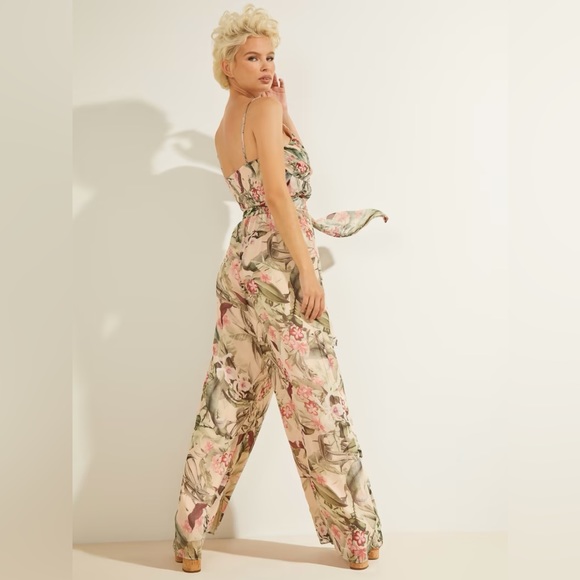 GUESS JUMPSUIT - Picture 3 of 5
